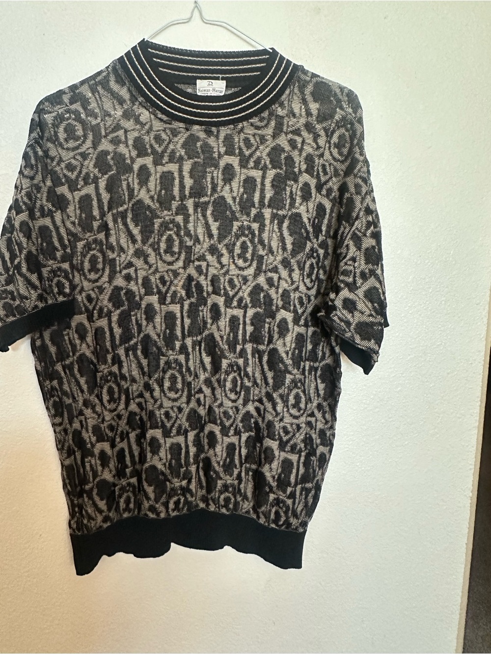 Neiman Marcus Black & Gray Patterned Crewneck Sweater